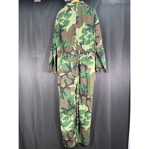 Vintage Duck Bay Men's Hunting Coveralls, Green Camo, Zip Up, Pockets, Medium - Picture 5 of 7